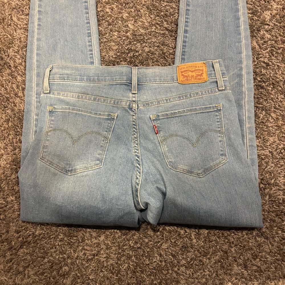 Levi's Women's 311 Shaping Skinny Jeans
